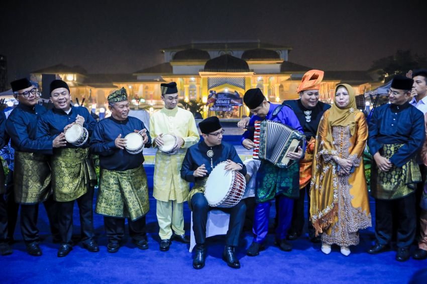 Gelar Melayu Serumpun Resmi Dibuka, Rico Waas: Kebudayaan Bisa Jadi Sarana Promosi Untuk Kenalkan Medan Di Mata Dunia