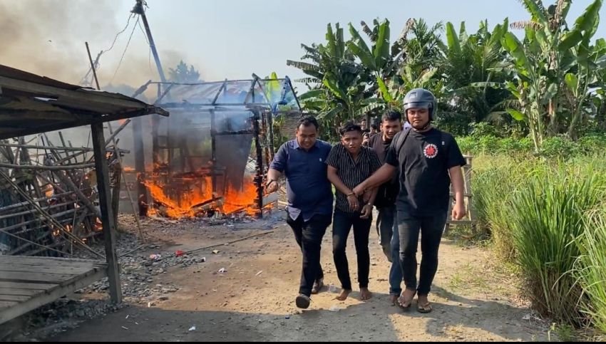 Polrestabes Medan Bakar Barak Narkoba Bantaran Rel Sunggal 6 Orang Diamankan