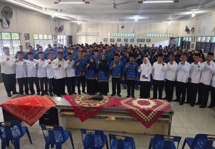 Kakan Kemenag Deli Serdang Tekankan Disiplin dan Komitmen Kerja Saat Penyerahan SK PPPK Taha I Formasi Tahun 2024