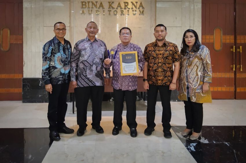 Wali Kota menghadiri dan menerima penghargaan dari SETARA Institute dalam acara Peluncuran Indeks Kota Toleran (IKT) 2024