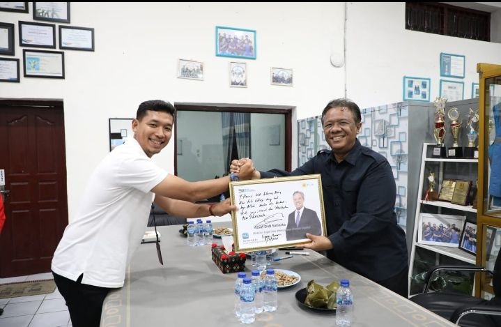 Direktur LHC PLN Kunjungi Unit terdepan, Sematkan Semangat “Kerja untuk Rakyat"