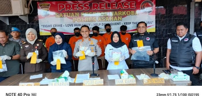 Akhir Bulan April 2025, Polres Asahan Ungkap Tiga Kasus Narkoba, Lima Tersangka Diamankan