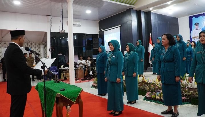 Pengurus TP-PKK dan Tim Pembina Posyandu Kota Tanjungbalai Periode 2025 - 2030 Dilantik Wali Kota Dipendopo