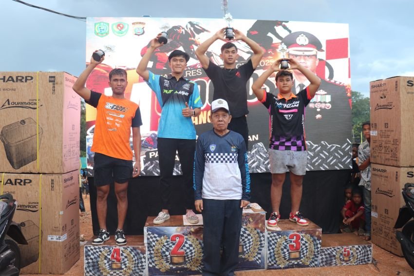 Sukses! Bhayangkara Motocross Kapolres Cup 2025 Resmi Ditutup, AKBP Yasir Ahmadi: Ajang Ini Jadi Wadah Bibit Pembalap Muda!