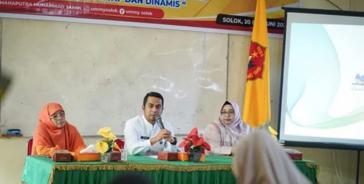 Mahasiswa Adalah Generasi Terdidik yang Harus Mampu Memberikan Kontribusi Nyata di Tengah masyarakat.