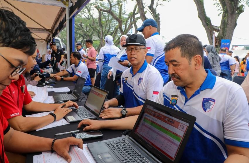 Momen HUT Bhayangkara ke-79, Polda Sumut bersama Masyarakat Donor Darah untuk Sesama