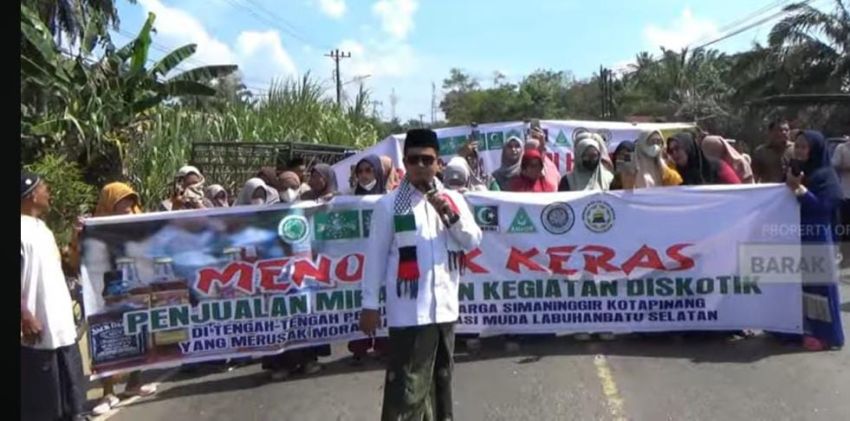 Ribuan Warga Labusel Bersama Ormas Islam Desak Penutupan Tempat Maksiat