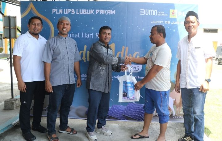 Rayakan Idul Adha 1446 H, Pegawai PLN UID Sumatera Utara Tebarkan Kebaikan Lewat Hewan Kurban