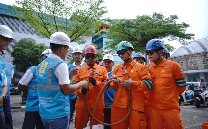 PLN UID Sumatera Utara Perkuat Kesiapsiagaan Jelang Iduladha 1446 H: GM Ahmad Syauki Tekankan Pentingnya Disiplin Prosedur Keselamatan Kerja