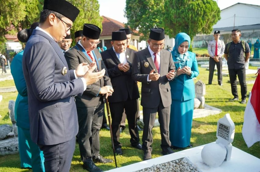 Sambut HUT ke-435 Medan, Rico Waas Pimpin Ziarah ke Taman Makam Pahlawan Bukit Barisan