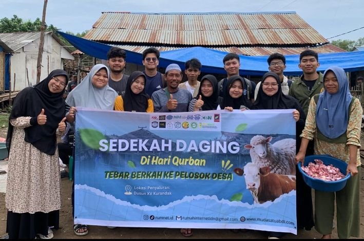 GRAS dan Laznas Nurul Hayat Medan Berkolaborasi dengan 13 Komunitas Salurkan Sedekah Daging Qurban di Pelosok Desa Kecamatan Labuhan Deli