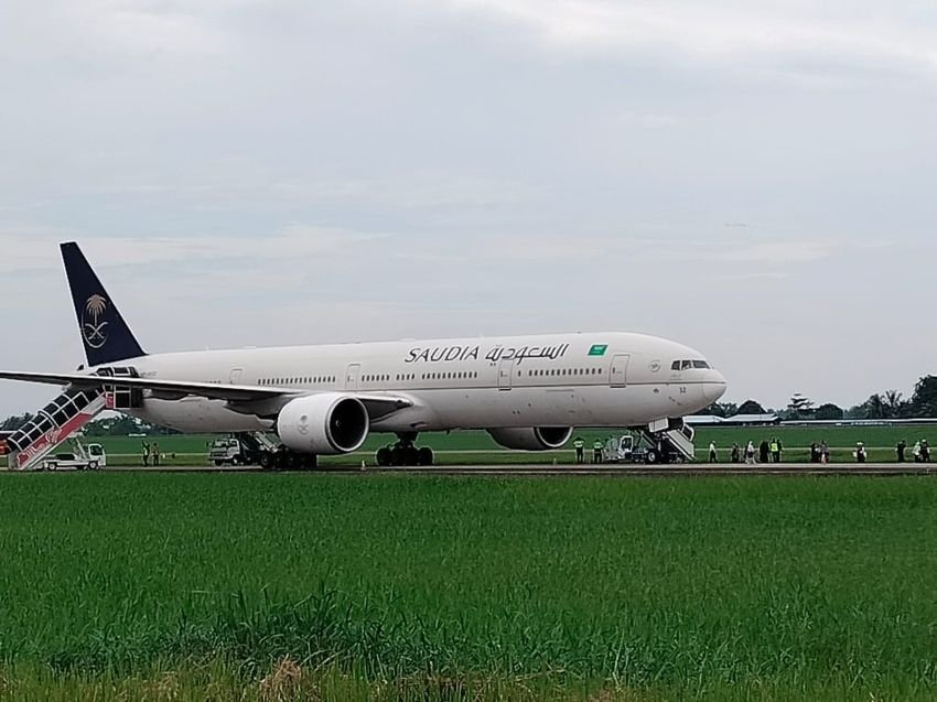 Pesawat Saudia Airlines Mendarat Darurat di Kualanamu karena Ancaman Bom via Email