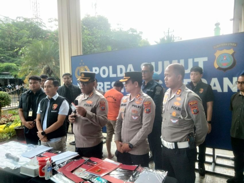 Komplotan Penjual SIM Palsu Diringkus Polisi Dari Jalan Gaharu Medan