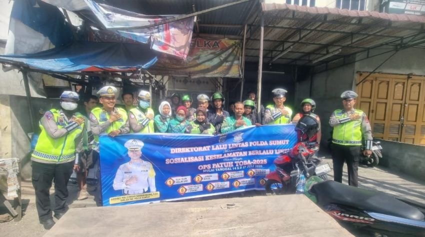 Polda Sumut Ajak Masyarakat Wujudkan Budaya Tertib Berlalu Lintas Lewat Ops Patuh Toba 2025