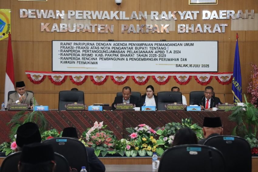 Ketua DPRD Kab.Pakpak Bharat Pimpin Sidang Paripurna,Tentang Nota Pengantar Bupati