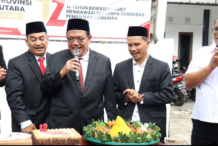 HUT 12 BAWASLU SUMUT DIPERINGATI SEDERHANA