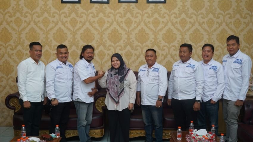 JMSI TABAGSEL Silaturahmi ke DPRD Padangsidimpuan,Sri Fitrah Munawaroh Nasution : Kita selalu Buka Ruang dengan Insan Pers