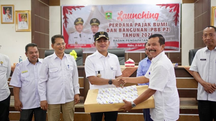 Bupati Solok Resmikan Launching Perdana Pembayaran PBB P2 Tahun 2025