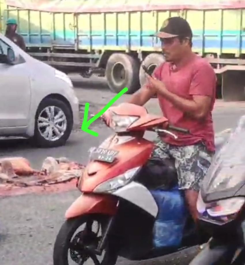 Wanita Pengendara Motor Tewas Mengenaskan Dilindas Truk