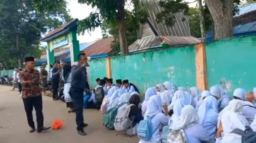 Bupati Deli Serdang Segel Sekolah Al-Washliyah, Siswa Belajar di Luar Gedung