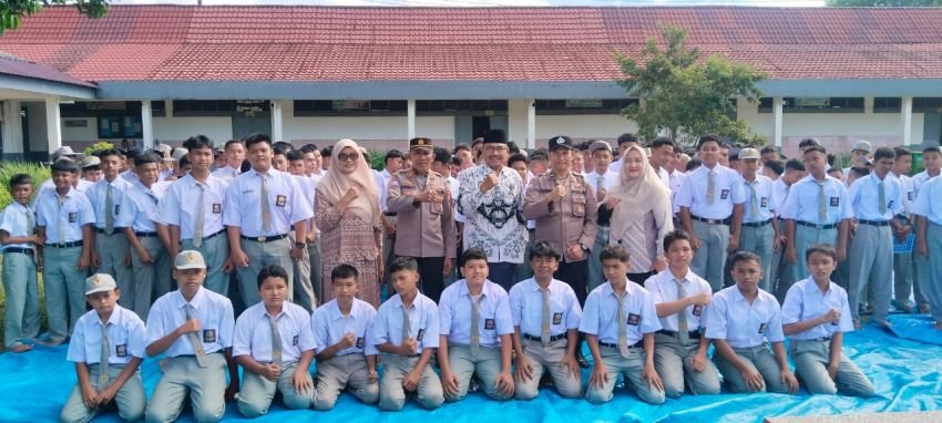 Polres Padangsidimpuan Bentengi Generasi Muda, AKBP Wira Prayatna : "Jauhi Narkoba", Jangan Rusak Masa Depan Kalian.