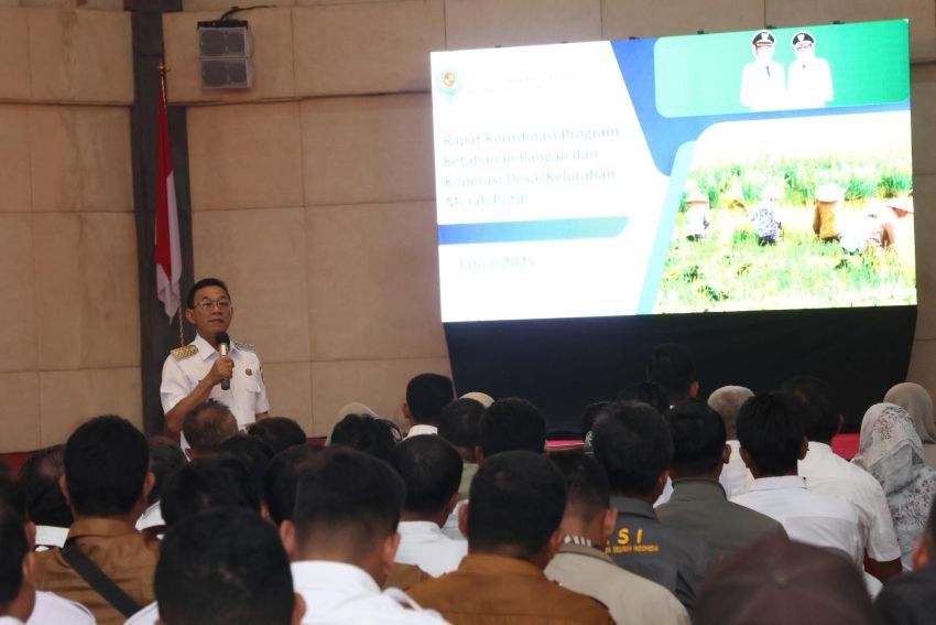 Rakor Ketapang dan Koperasi Merah Putih di Aula Bupati Tapsel, Gus Irawan Pasaribu Tegaskan Sinergi seluruh Pemangku Kepentingan