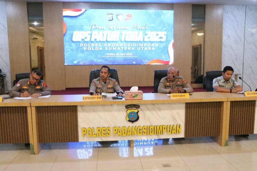 Polres Padangsidimpuan Ungkap Hasil Operasi Patuh Toba 2025,AKBP Wira Prayatna : Ratusan Pelanggaran, Dominasi Pengendara Roda Dua