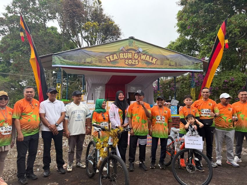Event “Tea Run & Walk 2025” di Kebun Teh Danau Kembar Berlangsung Meriah