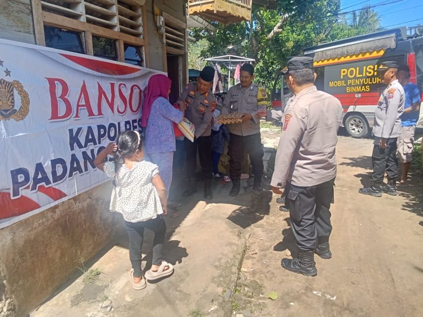 Polres Padangsidimpuan Hadirkan Senyum Lewat Program Jumat Berkah