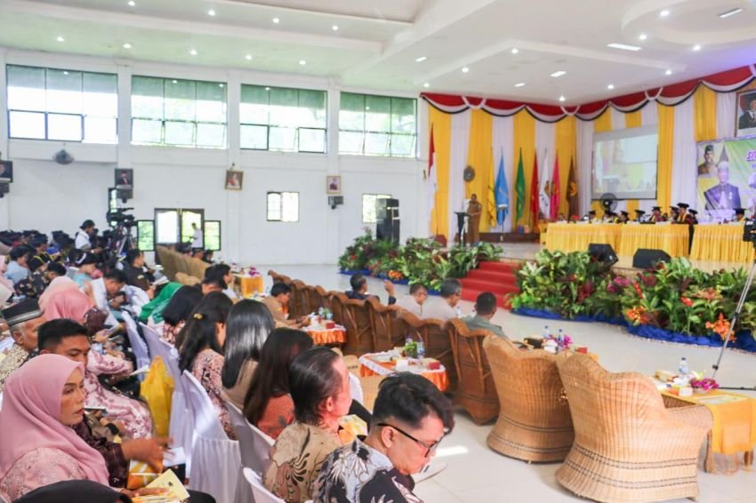 Acara Wisuda Sarjana dan Magister USI Tahun 2025, di Gedung Aula USI