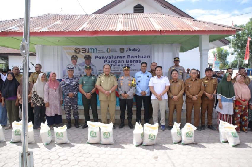 Pemkab Asahan Salurkan Bantuan Pangan Beras 2025