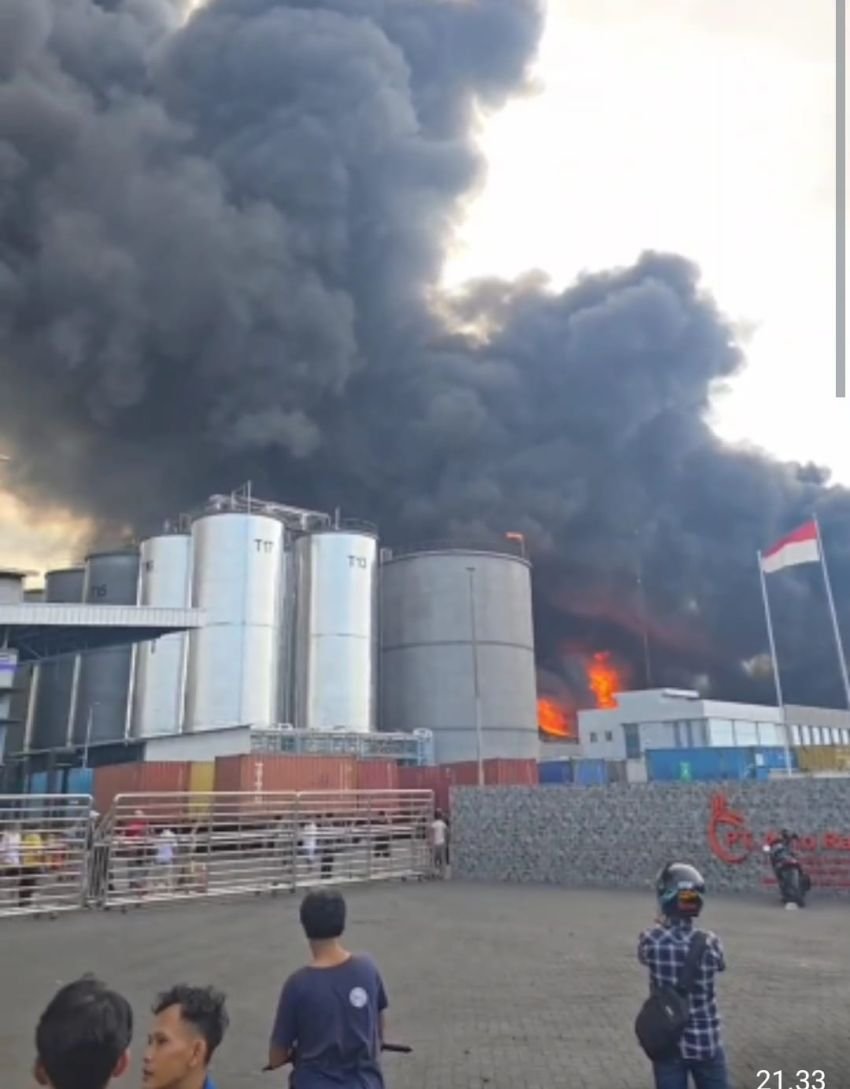PT Agro Raya Mas Belawan Terbakar