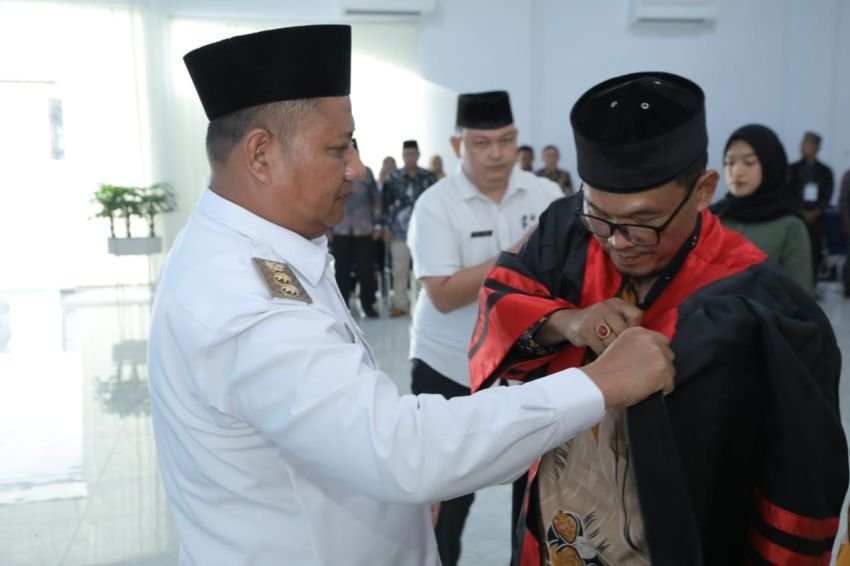 Wakil Bupati Asahan Lantik dan Bait Dewan Juri FSQ Tahun 2025