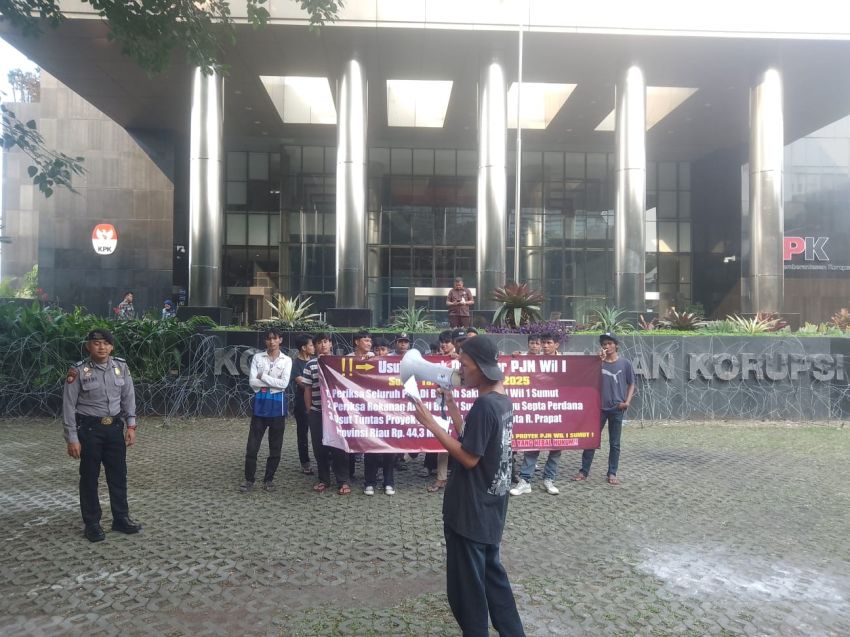 PEMASU Demo di Gedung KPK: Desak KPK Periksa Proyek-Proyek Jalan BBPJN Sumut Tahun 2023&ndash;2025