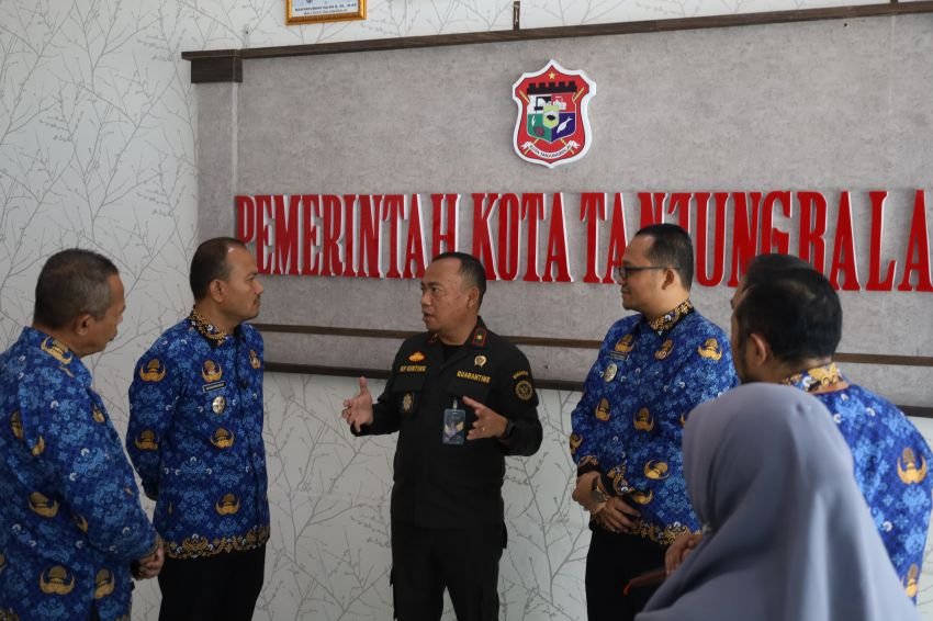 Wali Kota Tanjungbalai Bertemu Kepala  Karantina Sumut