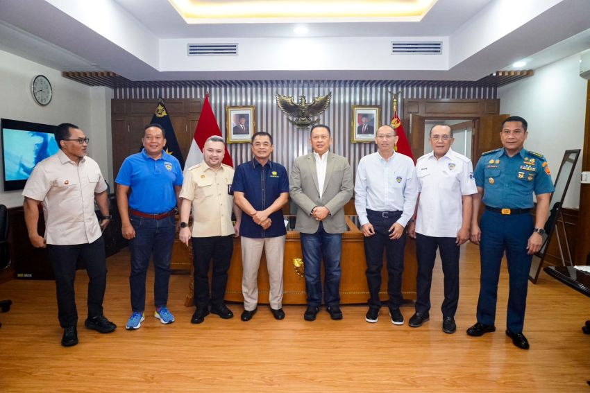 Bertemu Dirjen Bea Cukai, Ketum IMI Bamsoet Dorong Pemerintah Terbitkan Regulasi Khusus Izin Impor Permanen Kendaraan dan Sparepart Balap