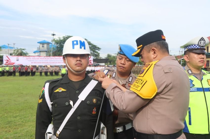 Polresta Deli Serdang Laksanakan Apel Gelar Pasukan Operasi Patuh Toba 2025, Tegaskan Komitmen Tertib Berlalu Lintas dan Keselamatan Masyarakat