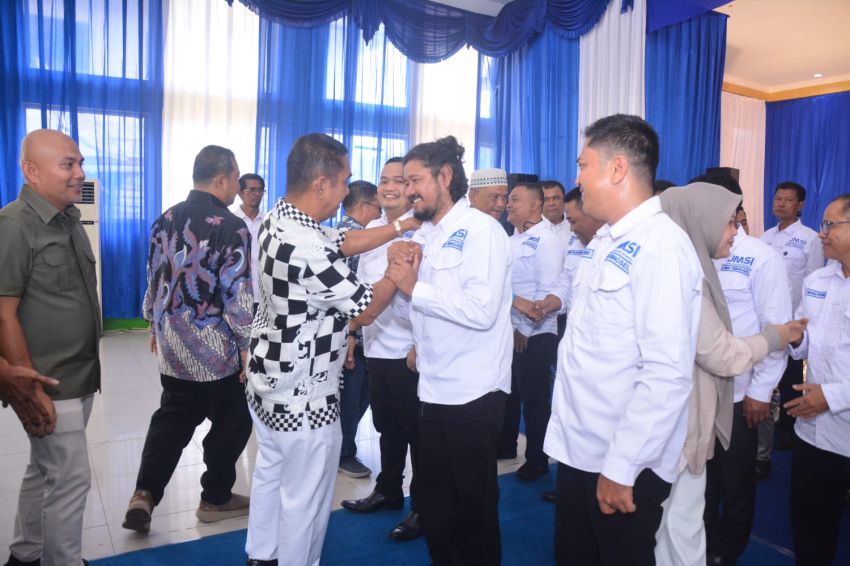 Dua Ucok Saling Support, Ketua MPC Pemuda Pancasila Padangsidimpuan Ucapkan Selamat untuk Juniornya Nahkodai JMSI TABAGSEL