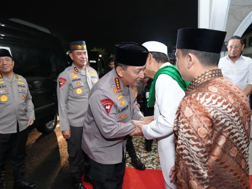 Kapolri Bersilaturahmi ke Ponpes Al-Kautsar, Pererat Sinergi dan Ukhuwah