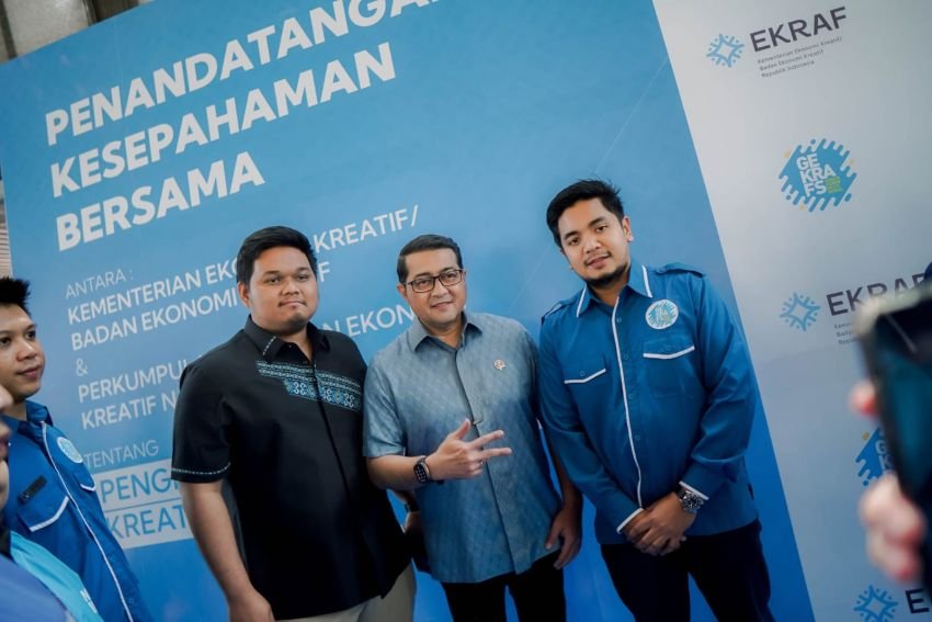 Terpilih kembali sebagai Ketua Umum DPP Gekrafs Kawendra Luktisian "Tancap Gas" Lakukan MoU dengan Kementerian Ekonomi Kreatif. Gekrafs Sumut : Langka