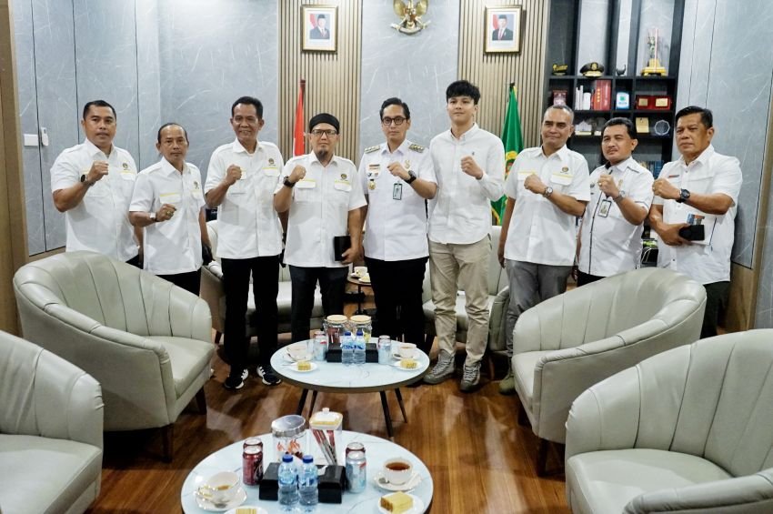 Rico Waas Apresiasi Prestasi Ziddane, Sang Juara Taekwondo Yang Mengharumkan Nama Medan di Kancah Internasional