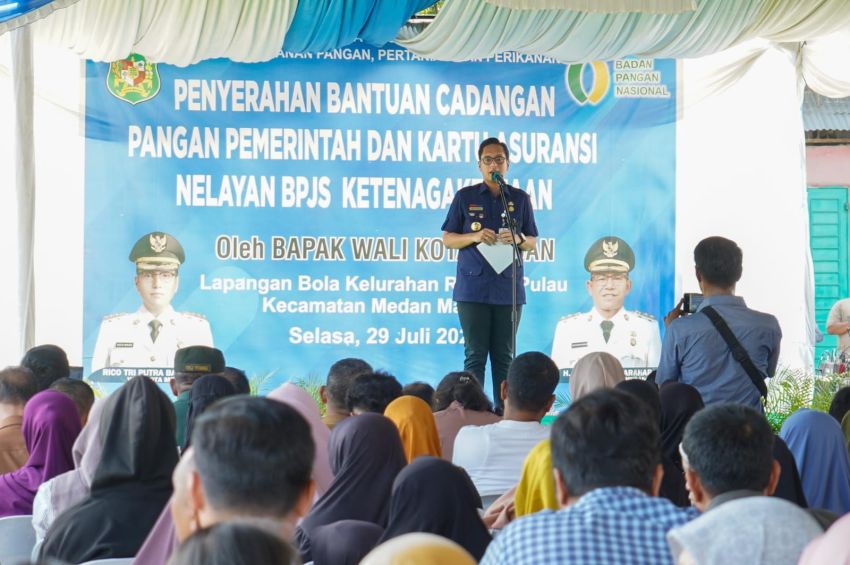 Ketika Ahli Waris Nelayan Terima Klaim BPJS Ketenagakerjaan dari Rico Waas