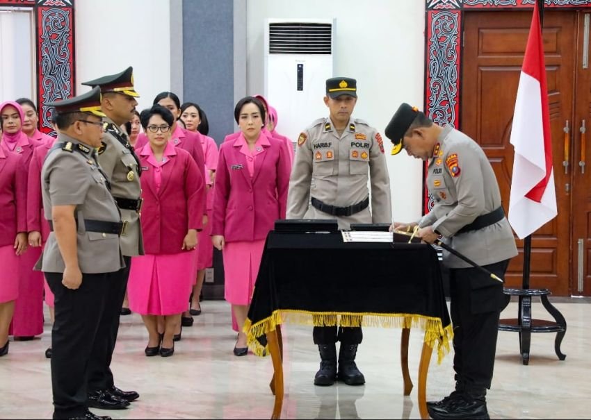 Sertijab Pejabat Utama dan Kapolres, Kapolda Sumut Tekankan Loyalitas dan Semangat Kebersamaan