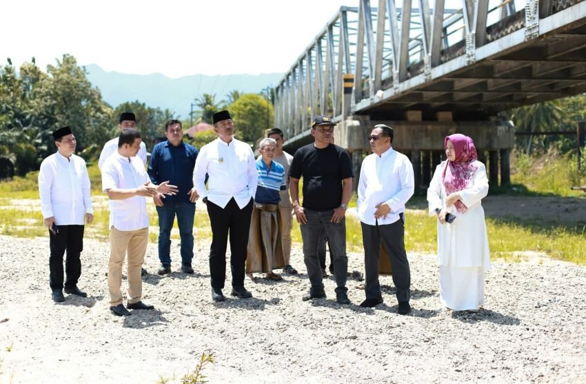 Bupati Madina Respon Cepat Keluhan Warga,Ini Langkah Awal Saipullah Nasution untuk Jembatan di Jambur Padangmatinggi Panyut