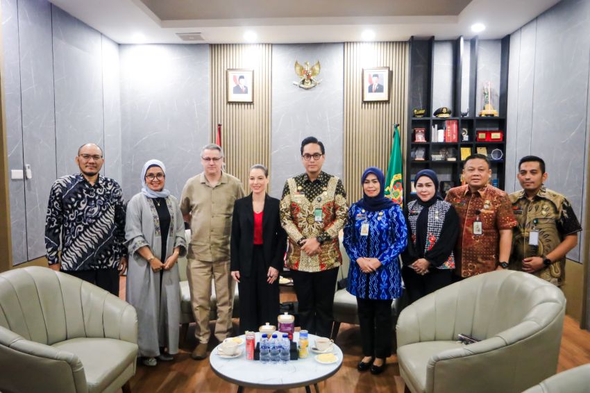 Rico Waas Bahas Peluang Investasi dan Kerjasama Dengan Konsul Amerika Serikat