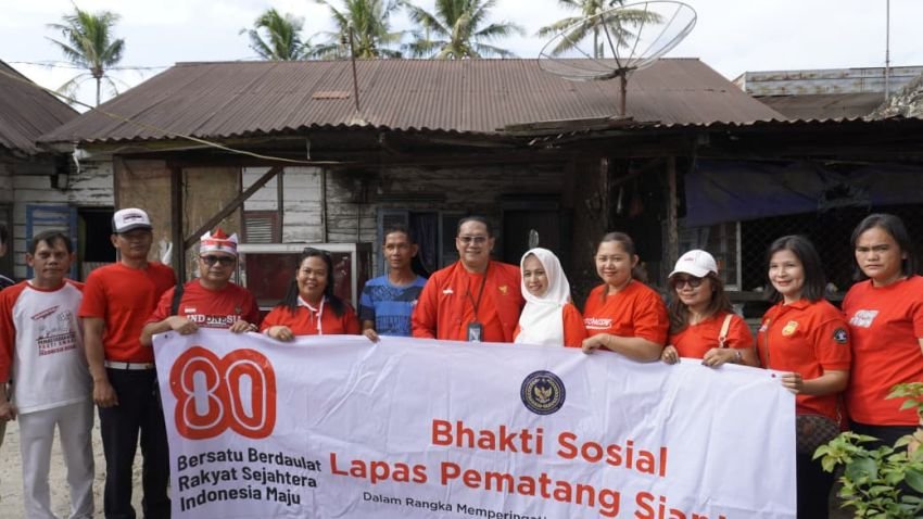 Lapas Pematangsiantar Gelar Bhakti Sosial Berbagi Sembako dan Sayuran Hidroponik kepada Masyarakat Sekitar