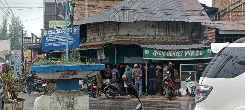 Eksekusi Rumah di Kota Porsea, Penggugat Kosongkan Rumah yang Dipasangi Pagar