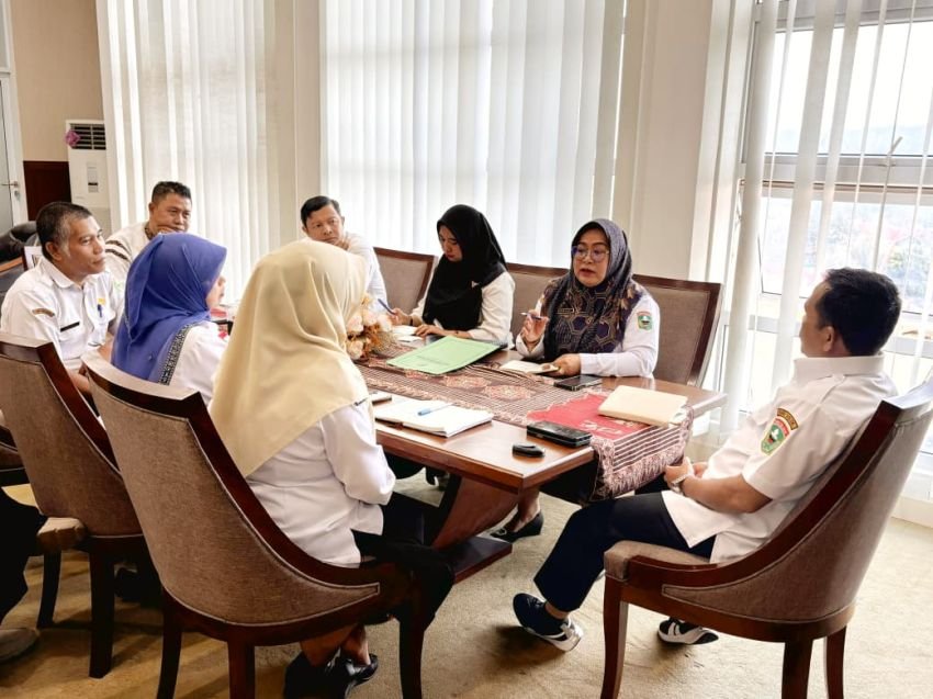 Rapat Pengendalian Danau Singkarak, Pemkab Solok Dorong Penyelamatan Ekosistem Dan Ikan Bilih