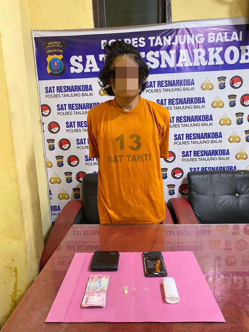 Pria Gondrong Pegang Ekstasi Diciduk Polisi Di Gubuk