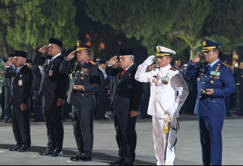 Polda Sumut Gelar Upacara Kehormatan dan Renungan Suci di TMP Bukit Barisan
